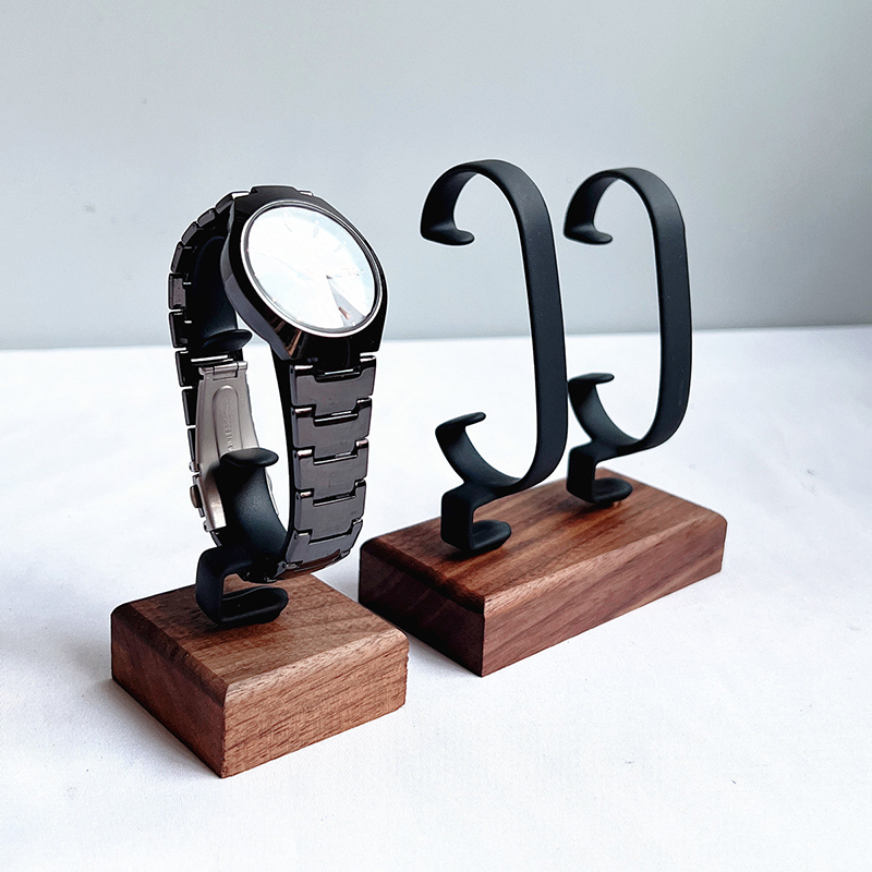 Jewelry And Watches Inc - Soporte de madera en forma de